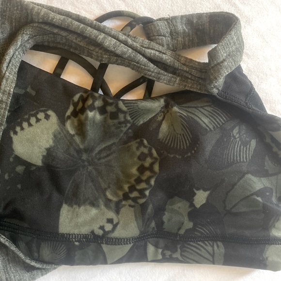 Lululemon Tank, Size 4 - Picture 3 of 4